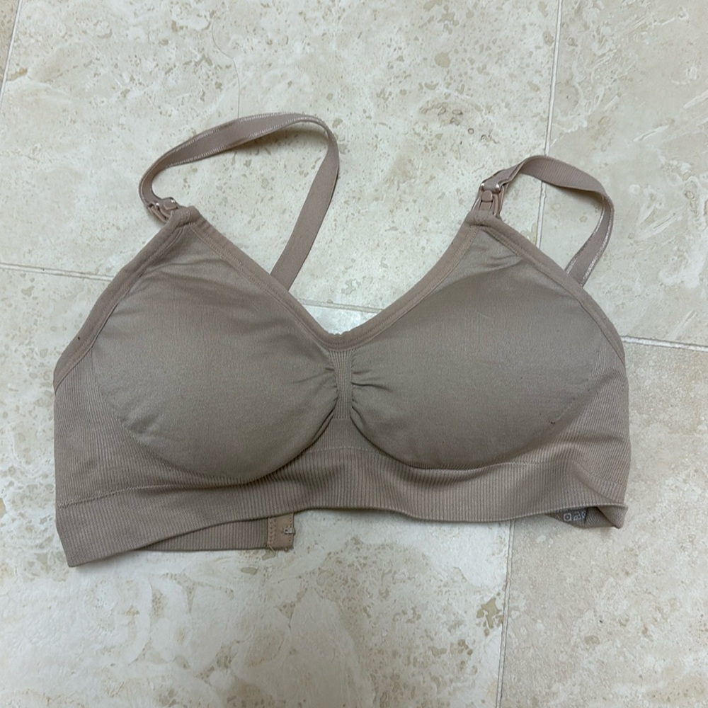 A Pea in The Pod XS Clip Down Nursing Bra